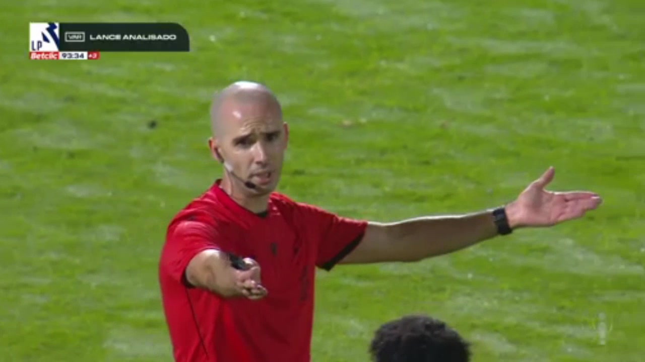 Rio Ave 0-4 Famalicao — Oscar Aranda penalty 90+5'