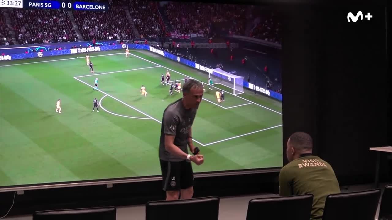 Throwback to Luis Enrique's 1-on-1 tactical analysis session with Kylian Mbappé...