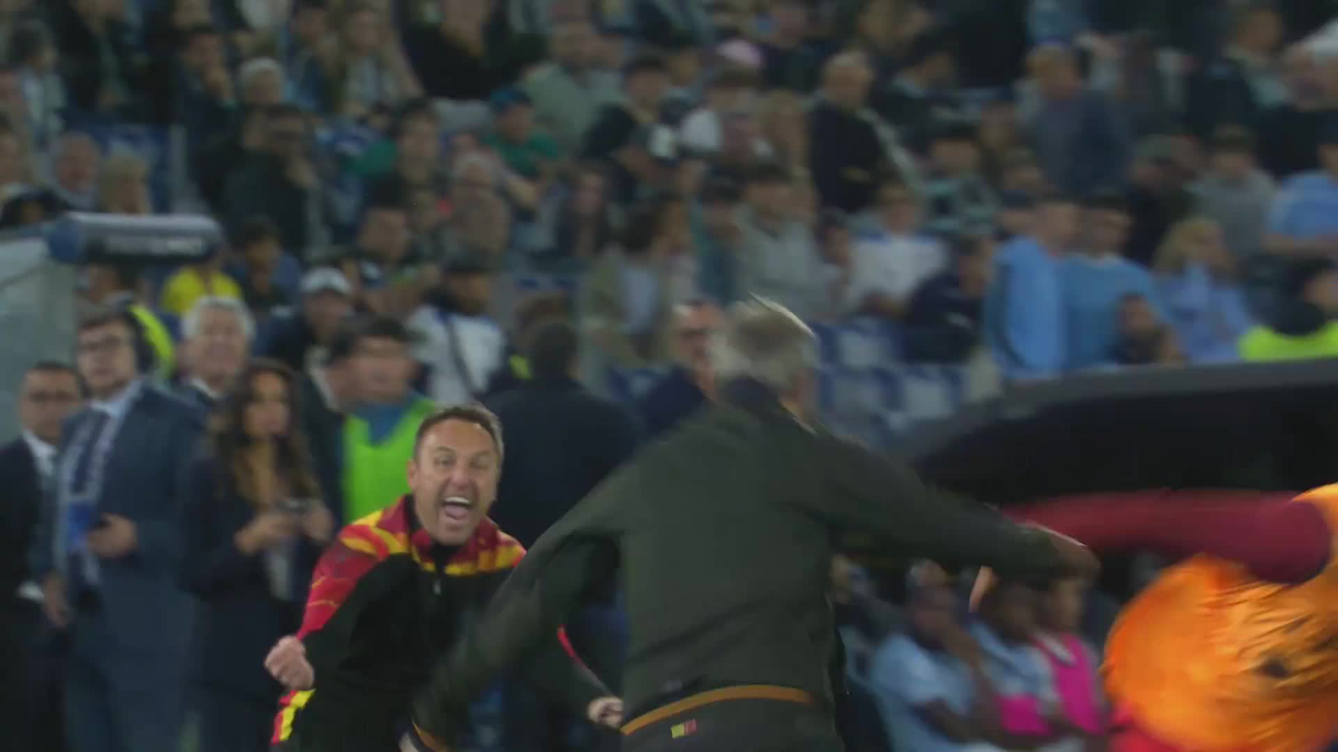 This is the exact moment Lecce's survival in Serie A was confirmed. Pure emotion