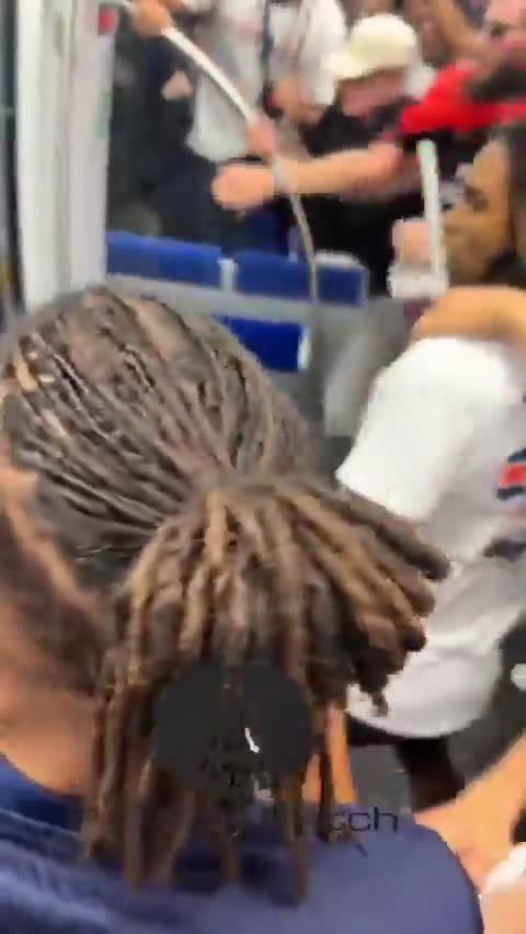 Torcidas de Inter e PSG entram em conflito antes da final da UEFA Champions League!