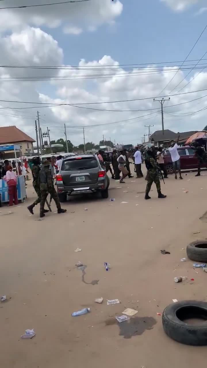 @HQNigerianArmy The Nigeria army is cu...