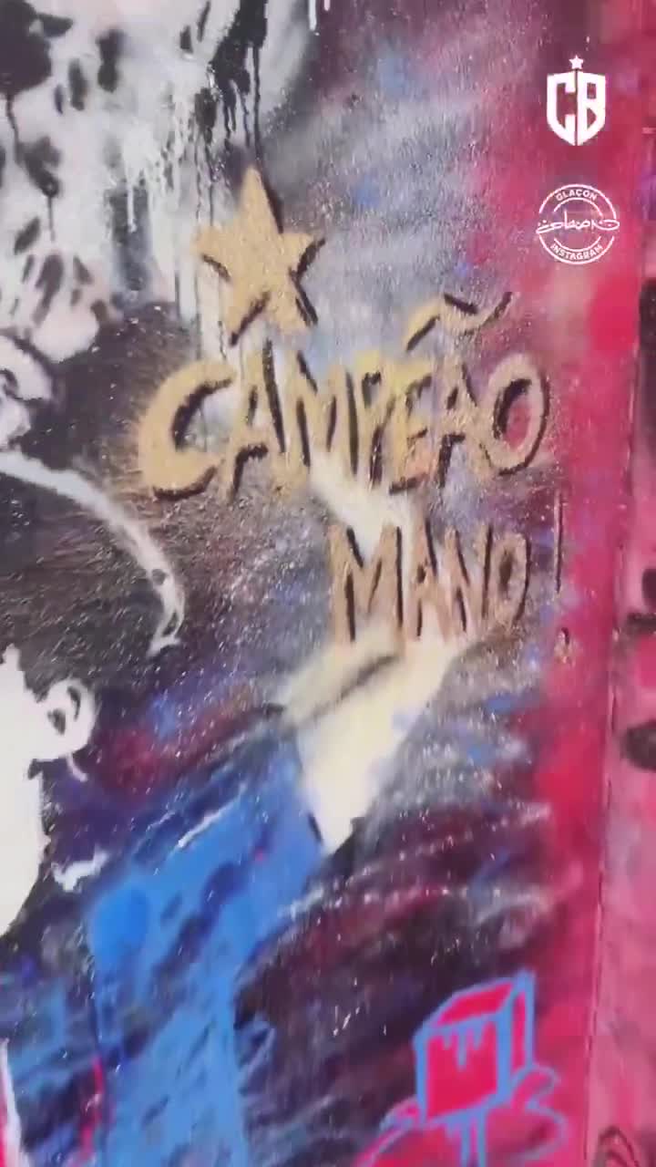 In the streets of Paris, a special mural was made for Vitinha!