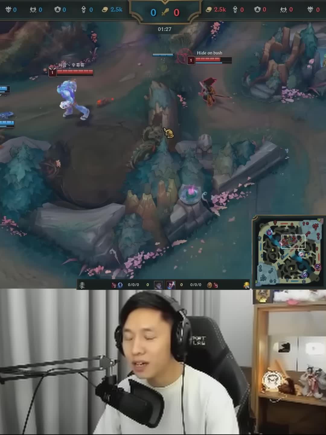 Faker plays Yasuo extremely well with super damage equipment to confront Rookie's Sylas in Korean rank