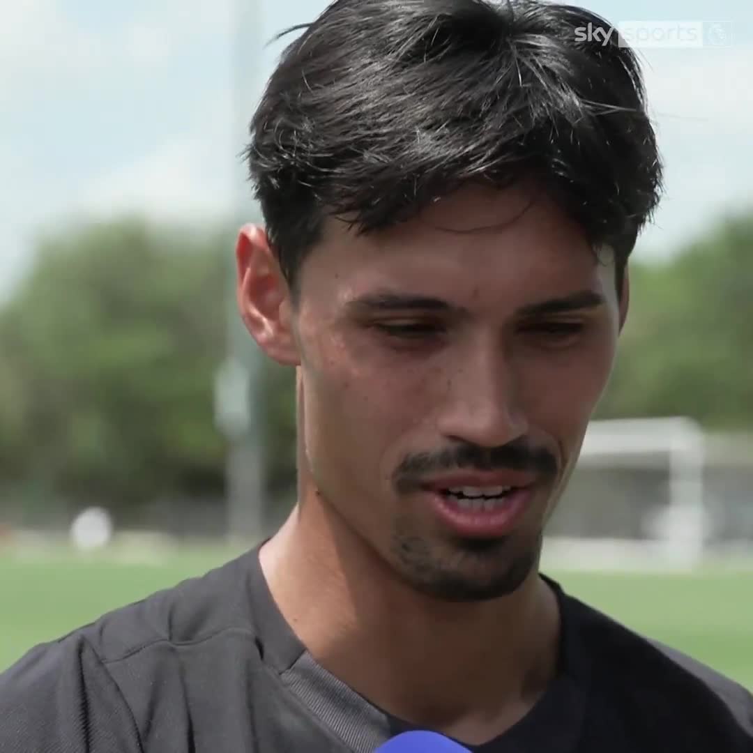 Tijjani Reijnders explains his decision to join Manchester City and work under Pep Guardiola