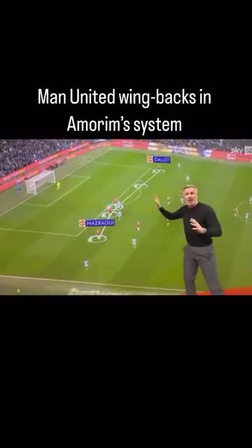 Jamie Carragher criticises Diogo Dalot and Noussair Mazraoui failing the Amorim's system.