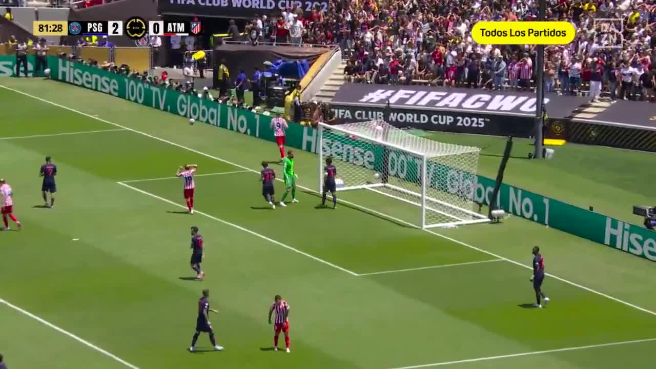 Sorloth's terrible miss against PSG