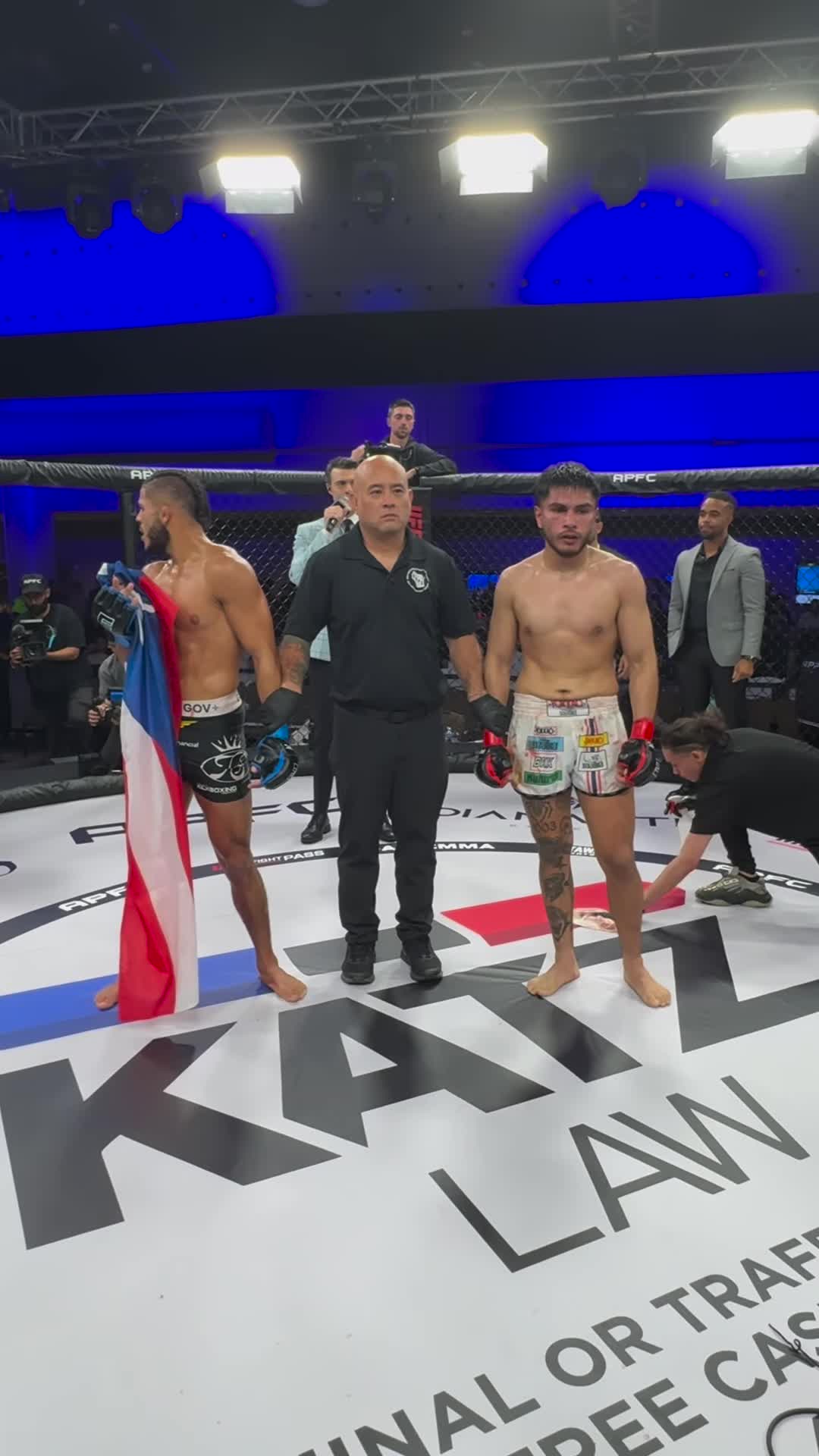 apfcmma 1 giờ A BREAKOUT PERFORMANCE 