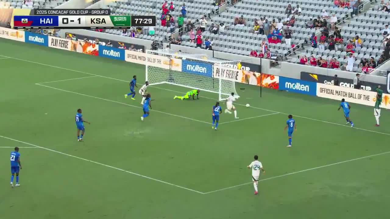 Johny Placide with the big save for Haiti!