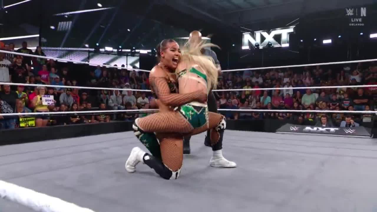 Finish to Thea Hail vs. Jaida Parker