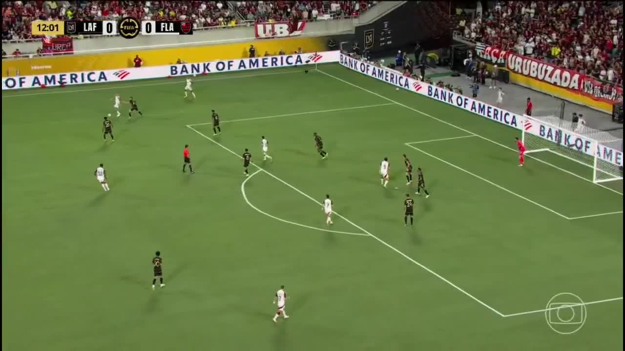 De Arrascaeta curled a sharp right-footed shot, Lloris was rooted but the ball hit the post again.