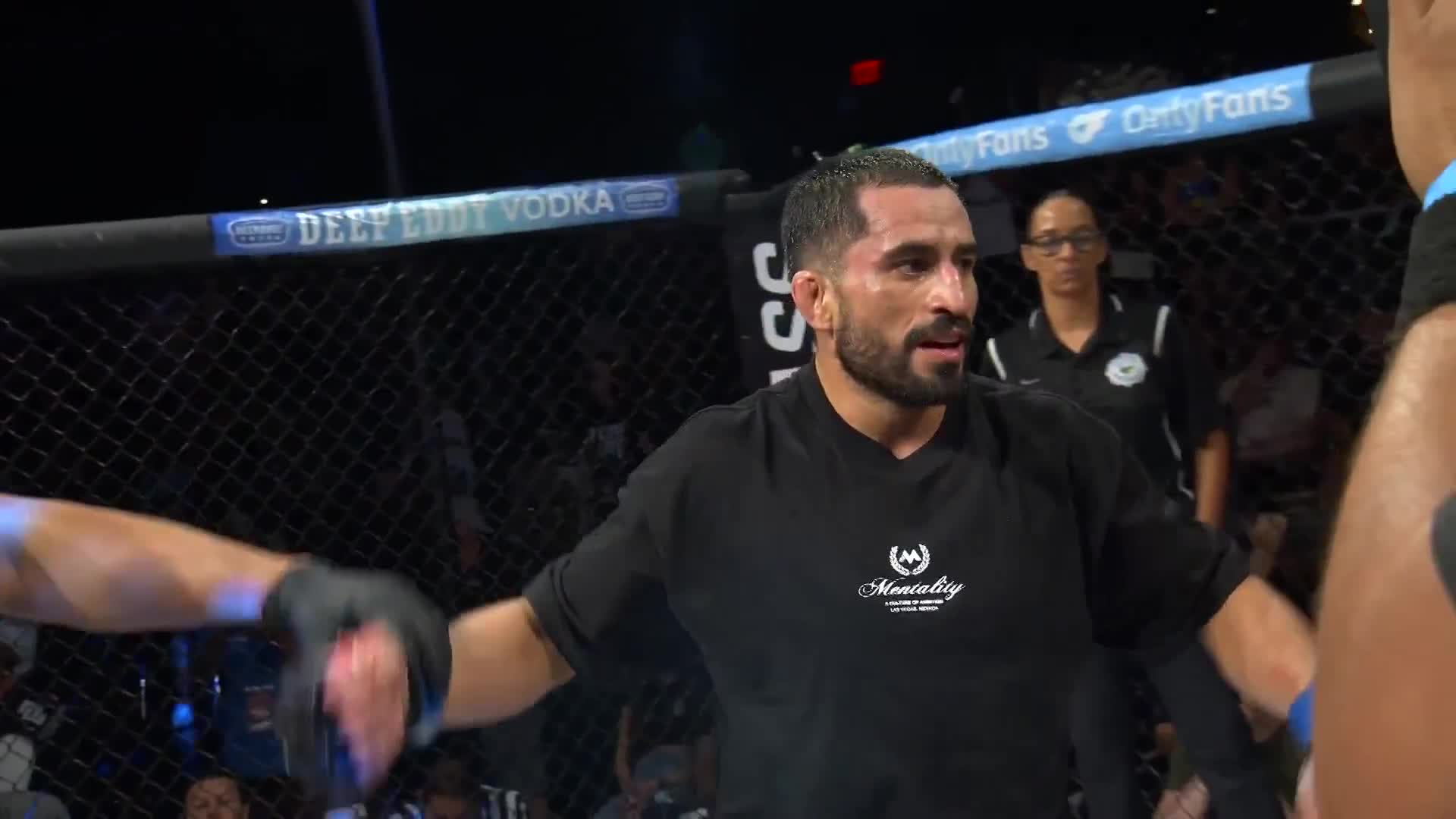 Juancamilo Ronderos vs  Jordi  Maya