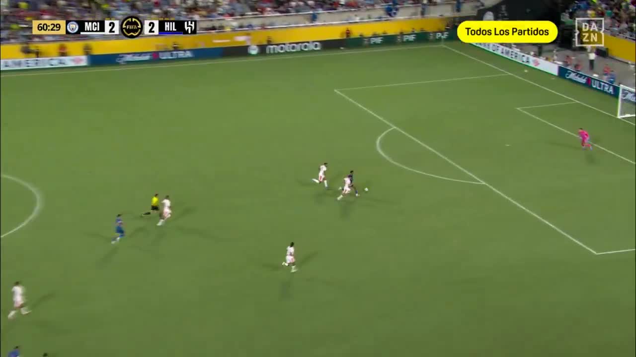 Akanji’s brilliant sliding tackle against Al Hilal Riyadh