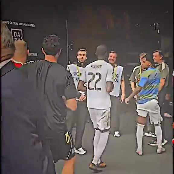 Rüdiger bailando celebrando la victoria del Real Madrid  againt juvetus