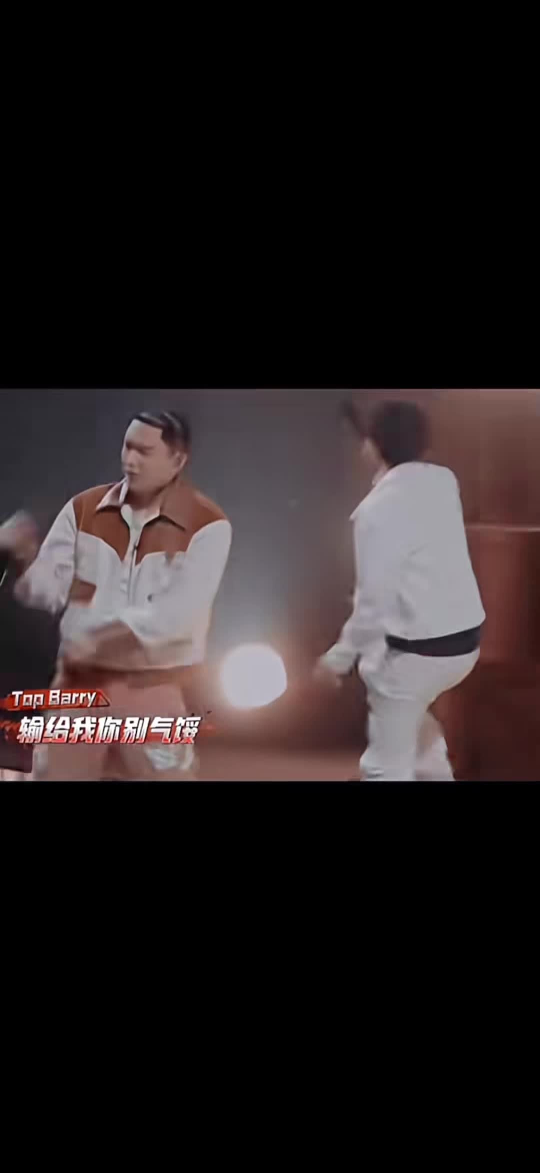 这很炸了 #hiphop #topbarry #apmozart #中国新说唱2025 #全程高能