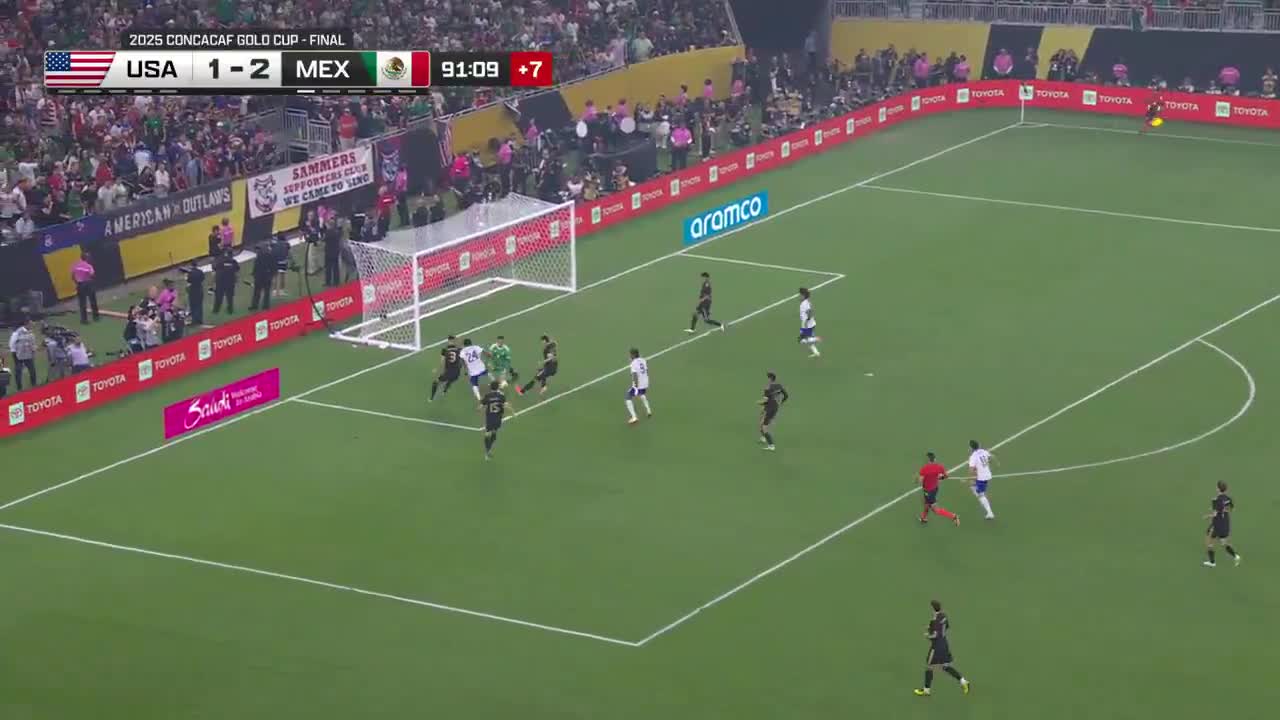 Luis Malagon save against USA 90+2'