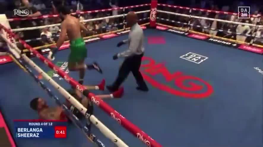 Hamzah Sheeraz vs Berlanga Round 4 with two knockdowns