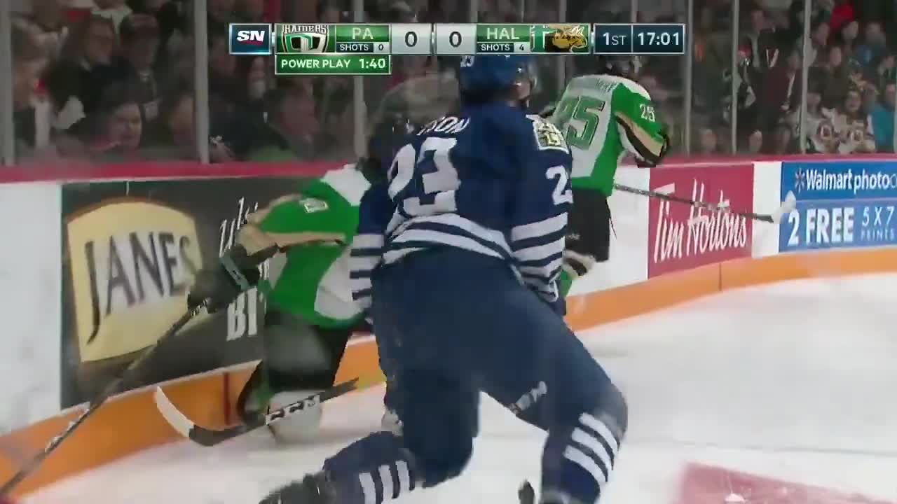 Massive hit by Max Martin sends Keith Getson flying at 2019 Memorial Cup