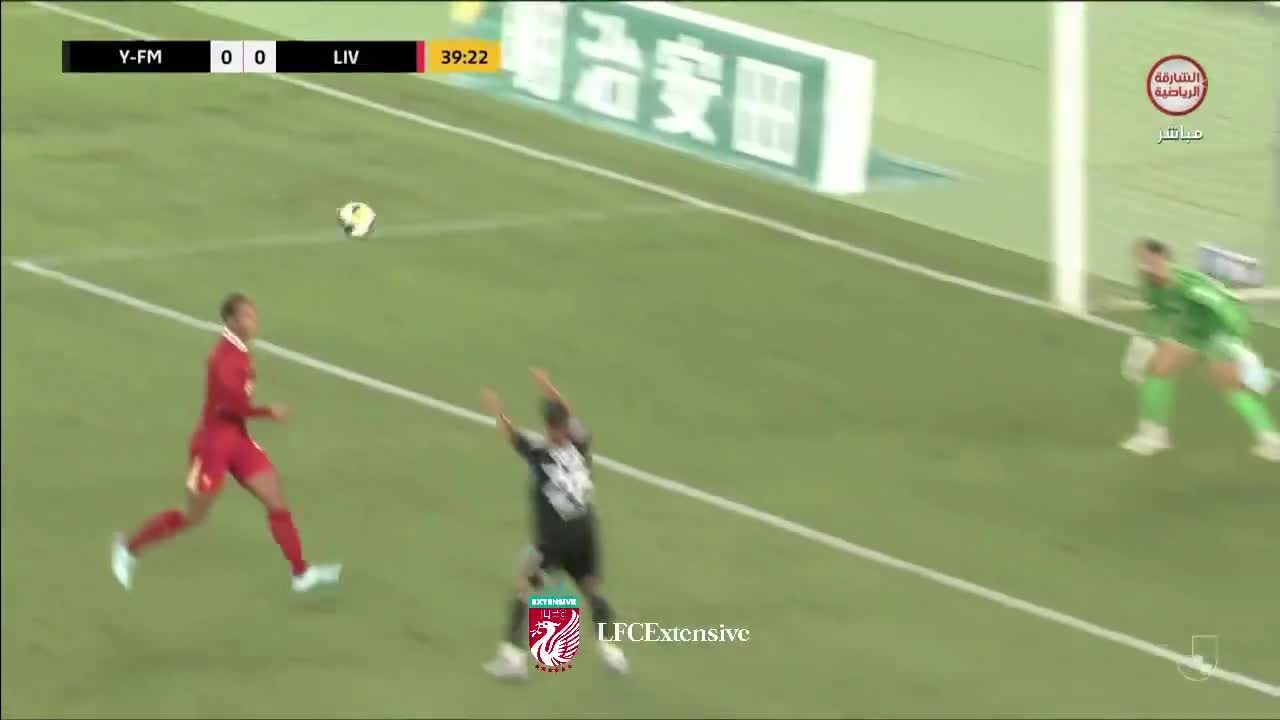 Mamardashvili save against Yokohama Marinos 40'