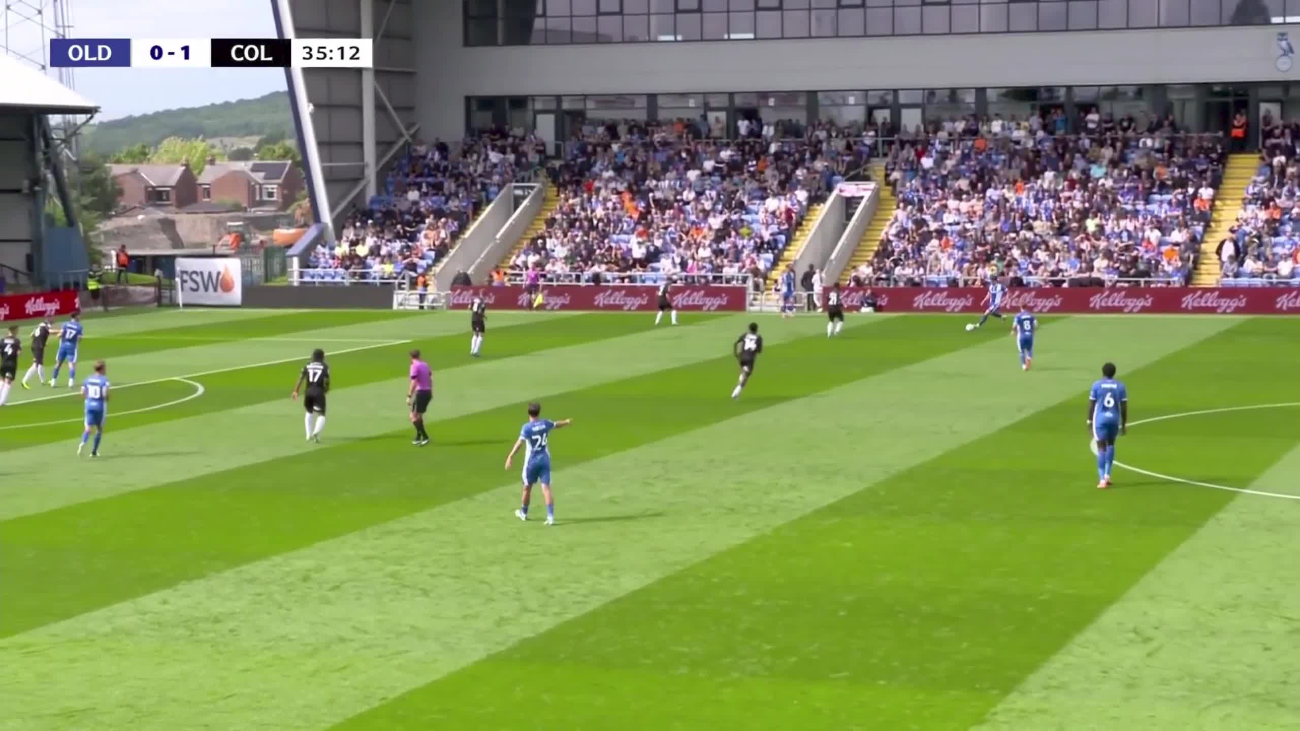 Colchester 1 - [1] Oldham - Hawkes 36'