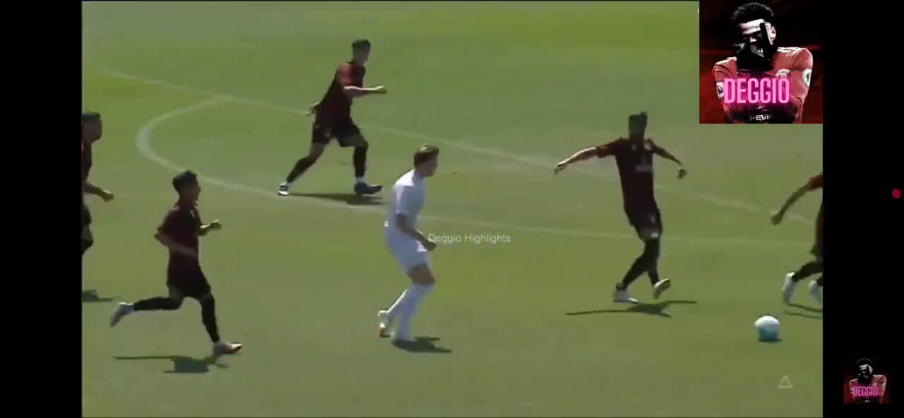 Napoli [4] - 0 Sorrento FC