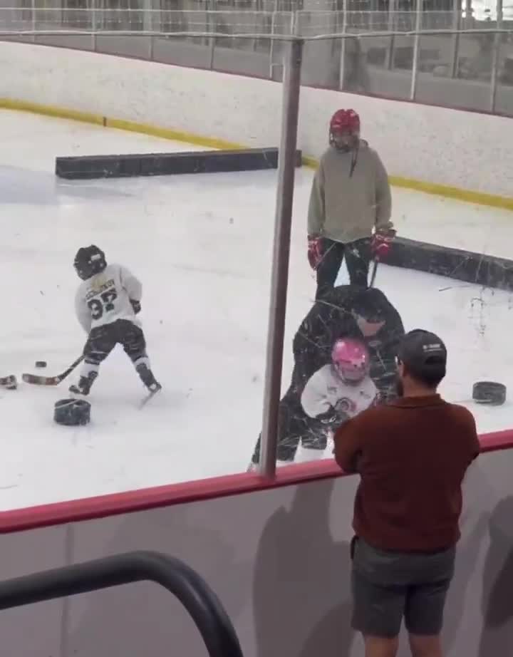 Andrei Svechnikov teaching kids how to deke is the crossover we didn’t know we needed. Tiny hockey sticks + giant NHL smiles = instant serotonin boost