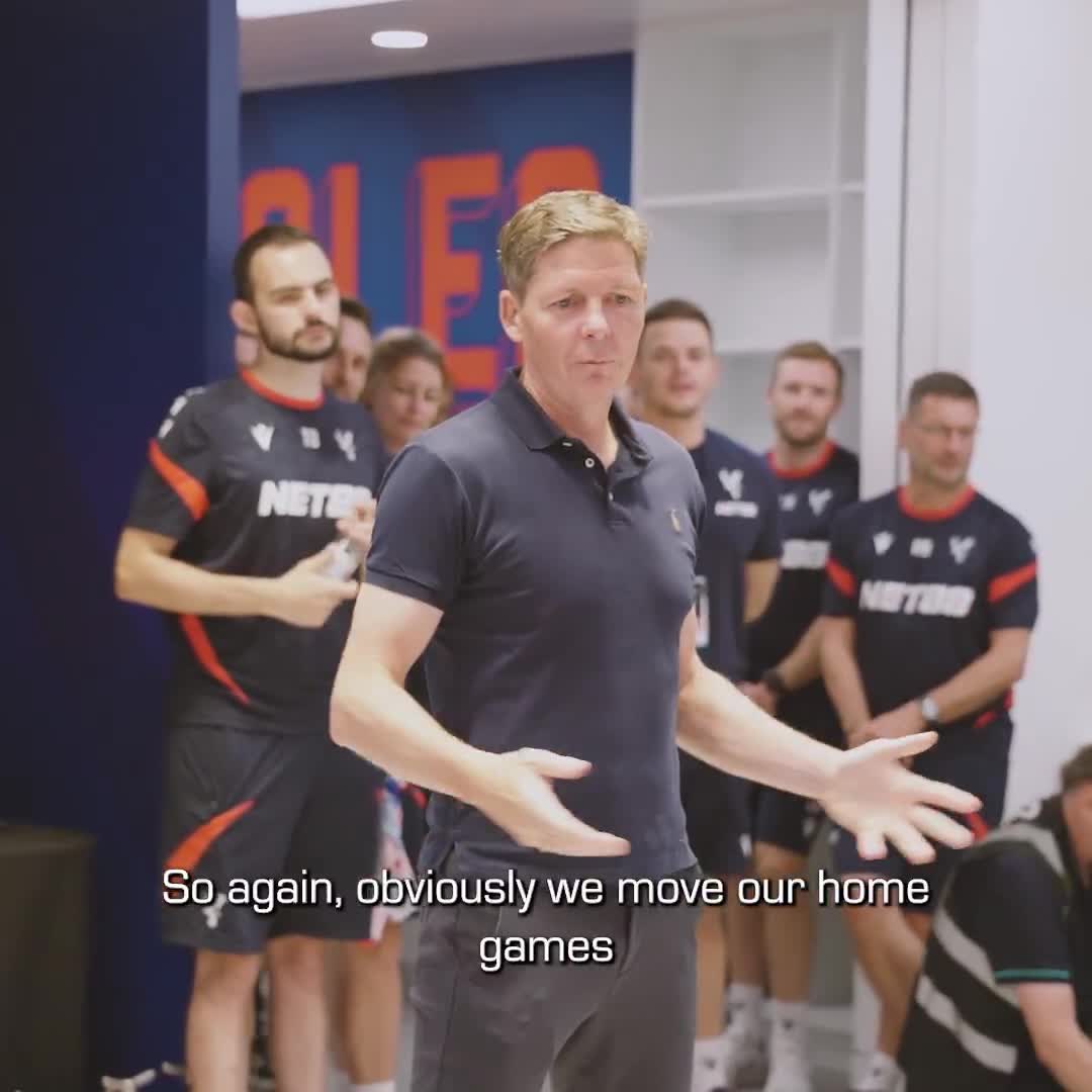 Oliver Glasner's post-match speech in the changing room after winning the Community Shield