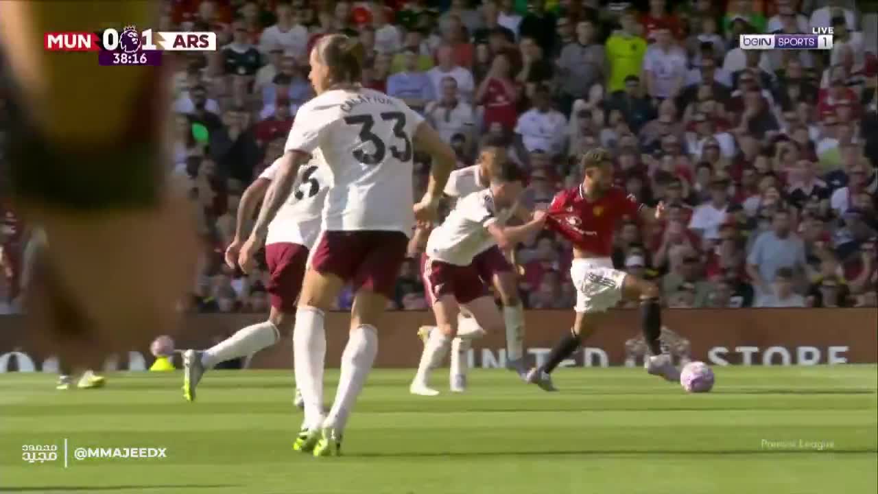 Raya  save against  Manchester United 39'