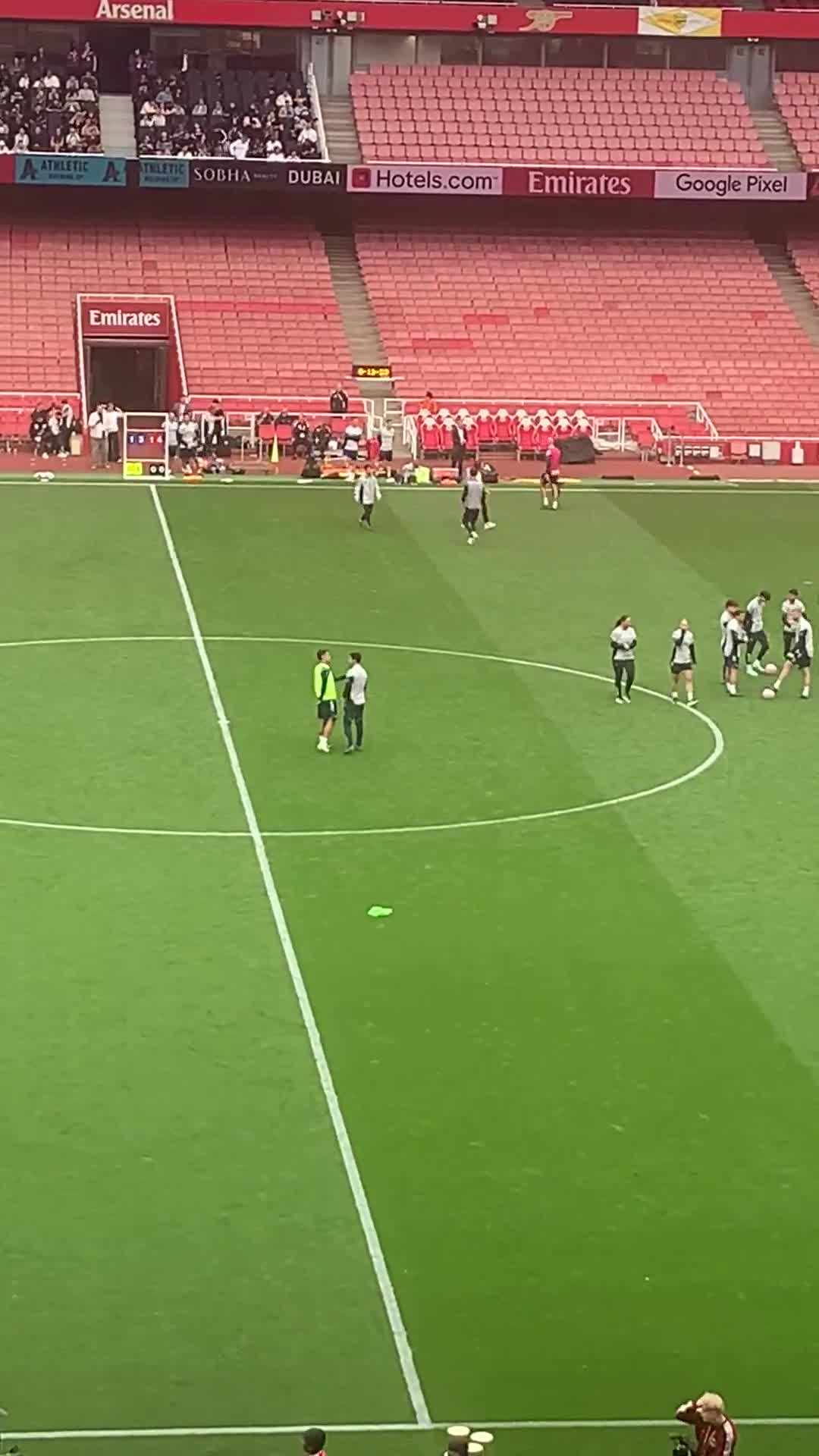 Arteta having a long chat with Zubimendi