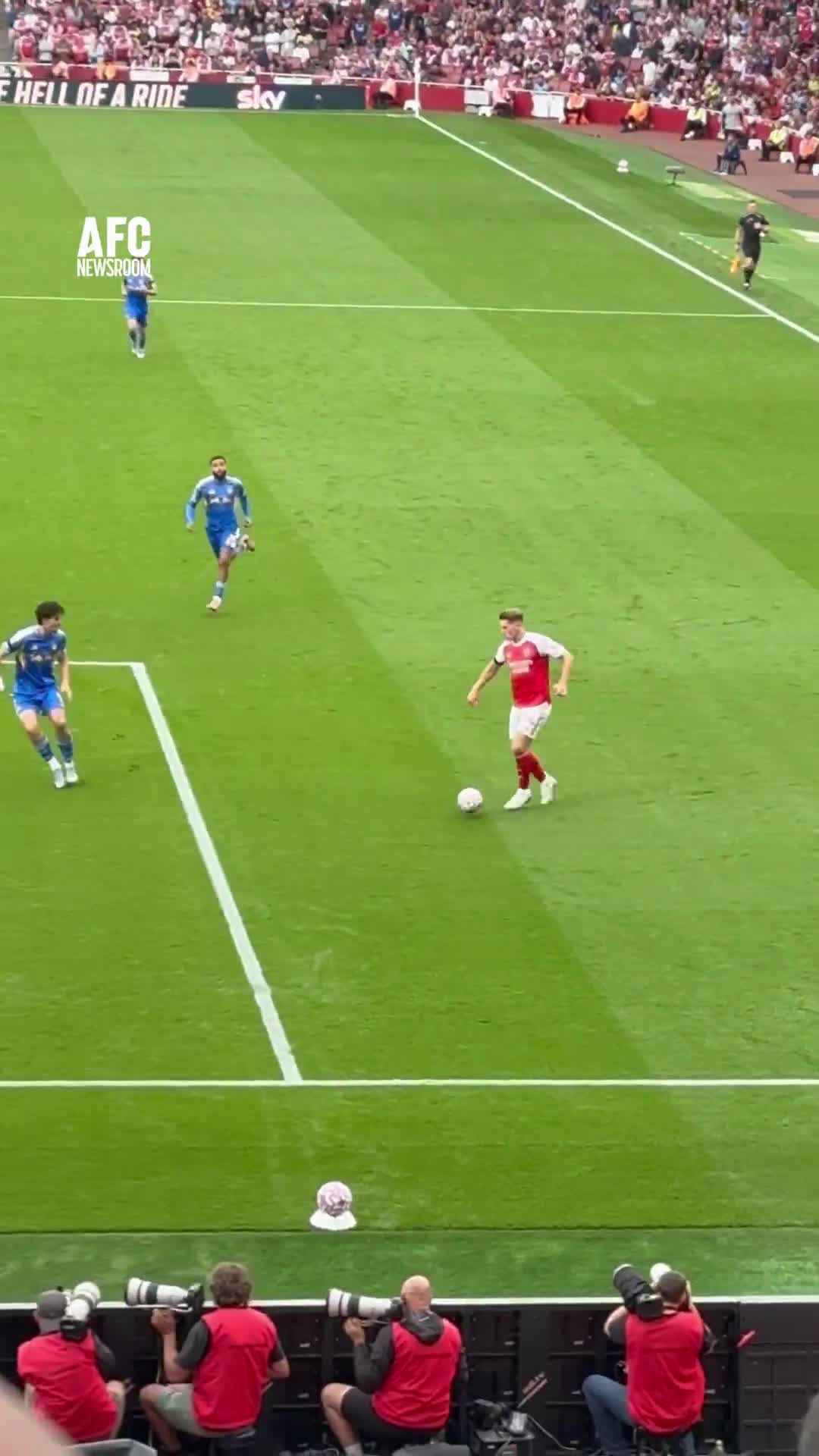 This angle of Viktor Gyökeres’ incredible solo goal followed by the iconic mask