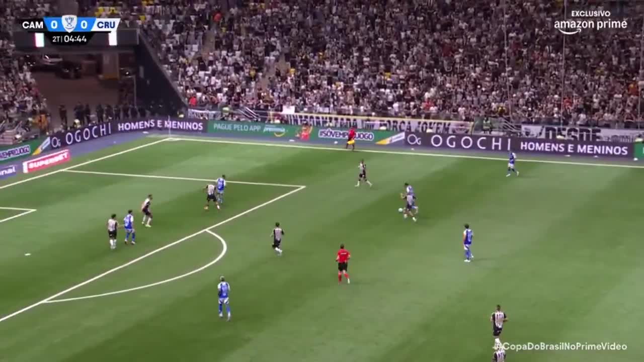 Atlético-MG 0 - [1] Cruzeiro - Fabrício Bruno 50' (Great goal)