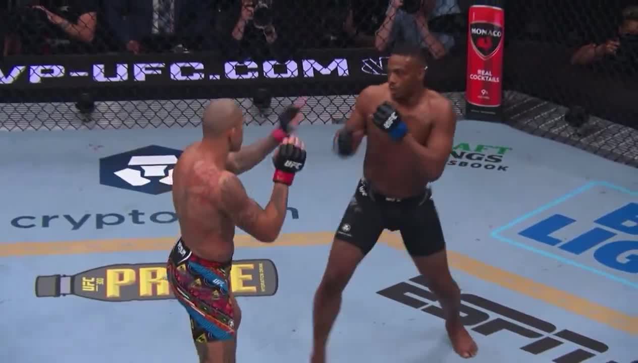 Pereira vs Hill