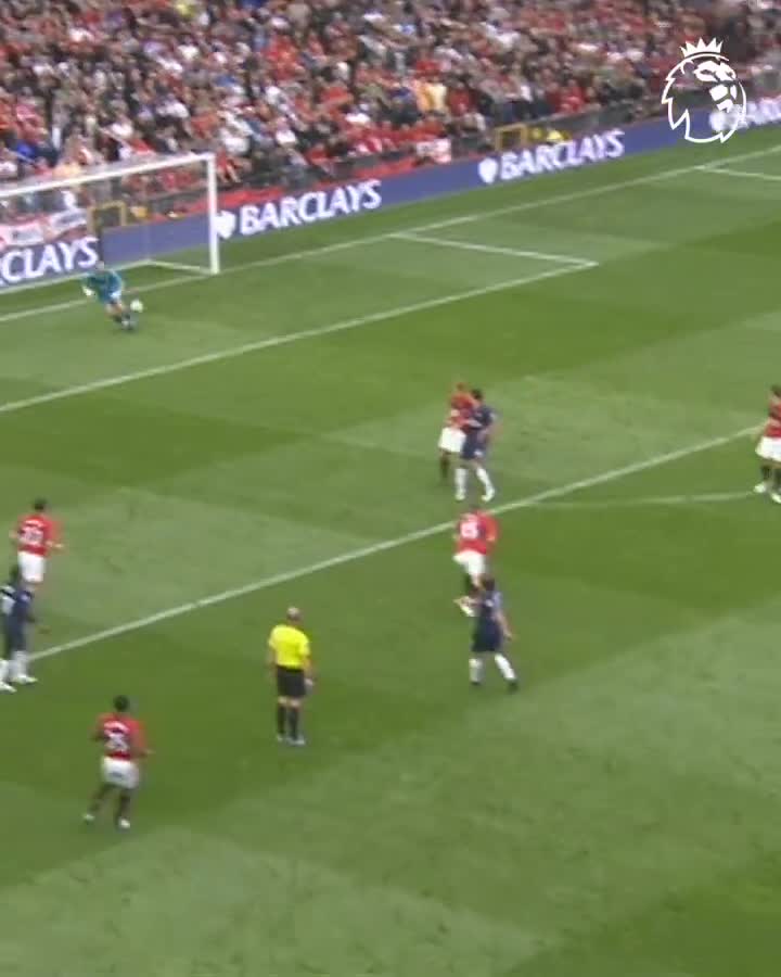16 years ago today, Andrey Arshavin silenced Old Trafford.