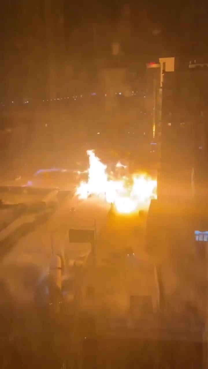 Oil leaks are dangerous!
