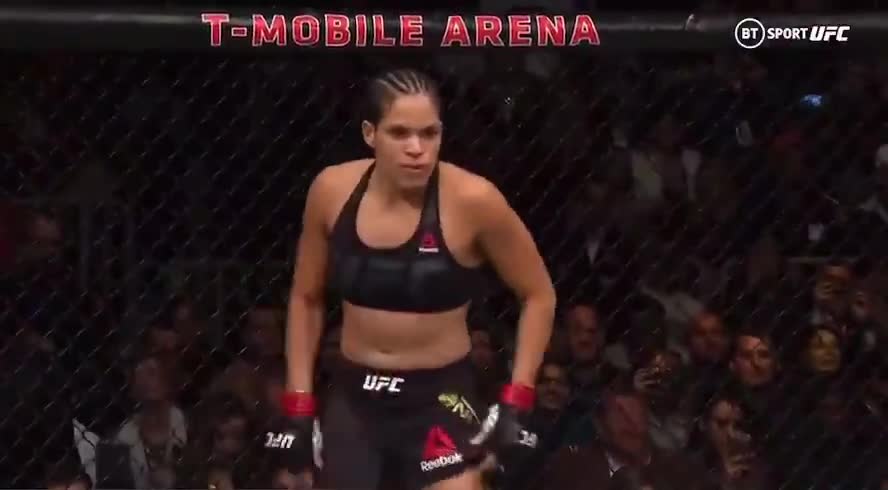 Amanda Nunes destroys Ronda Rousey in 48 seconds