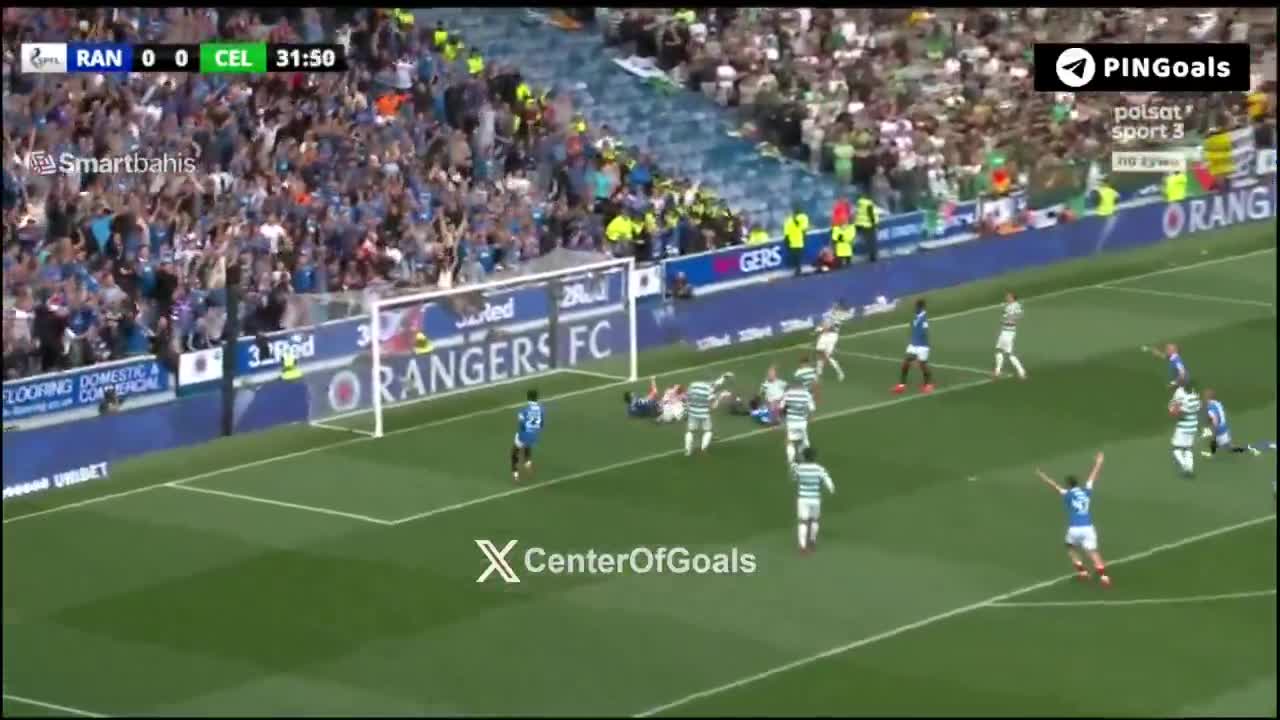 Rangers disallowed goal against Celtic 32'