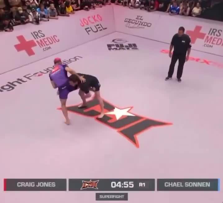 Craig Jones submits Chael Sonnen in 30 seconds