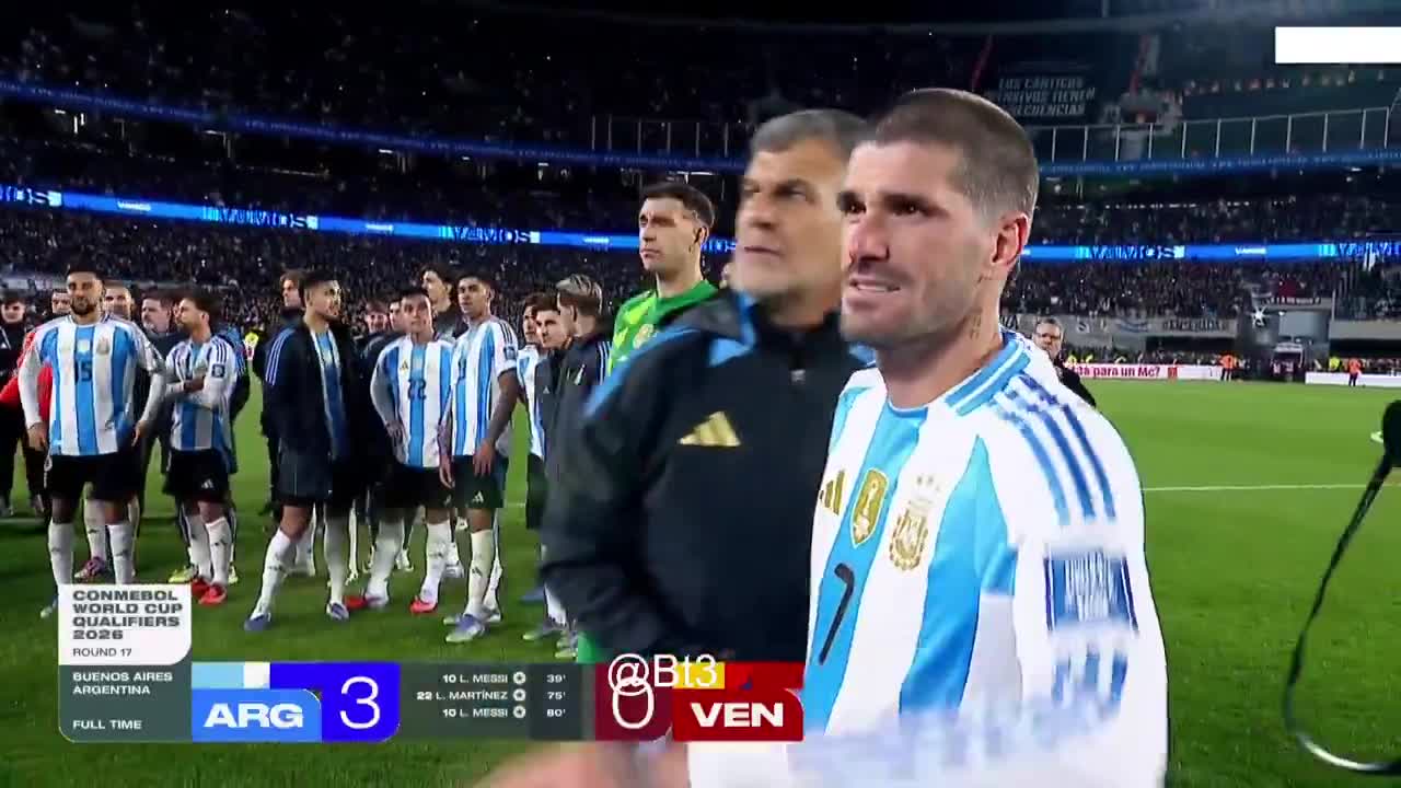 The entire Argentina crowd chant and bow down to Lionel Messi