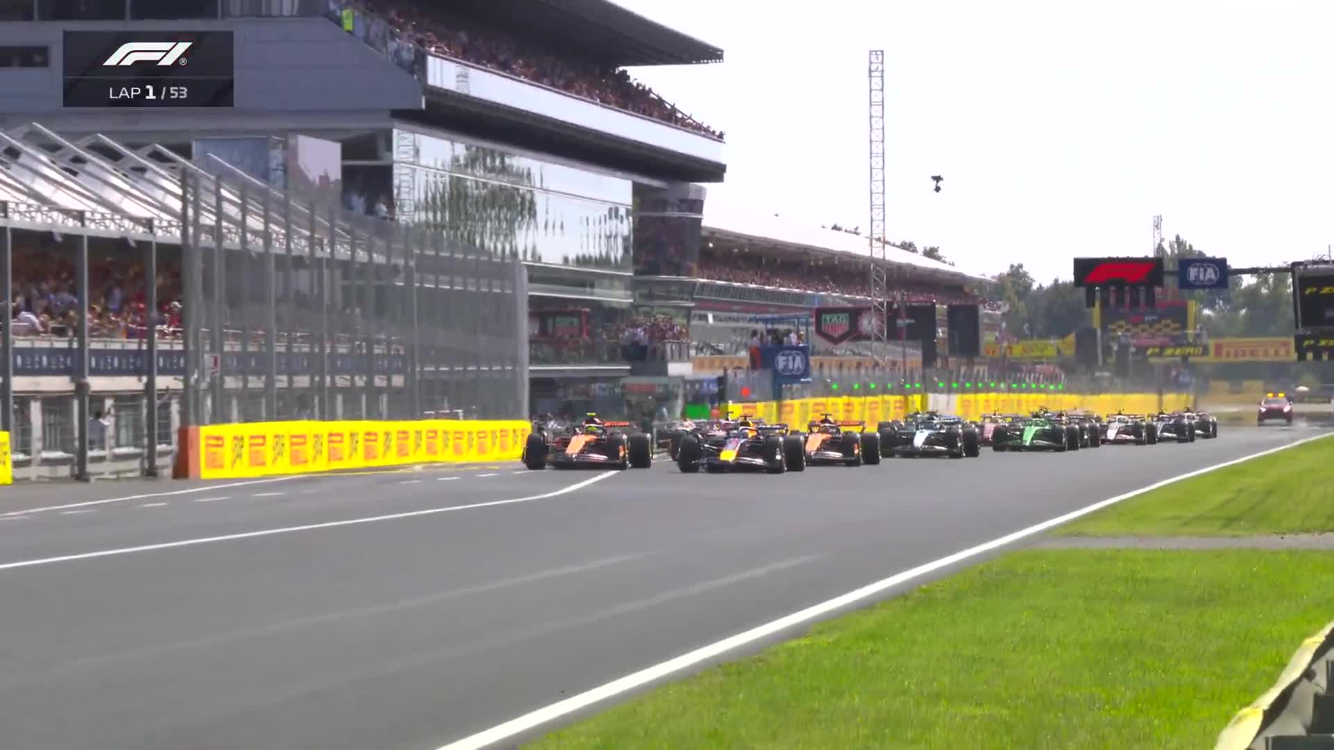 Verstappen vs Norris – Italian GP Race Start”