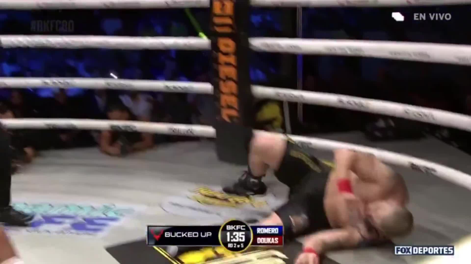 [SPOILER] Yoel Romero thắng Theo Doukas - BKFC 80
