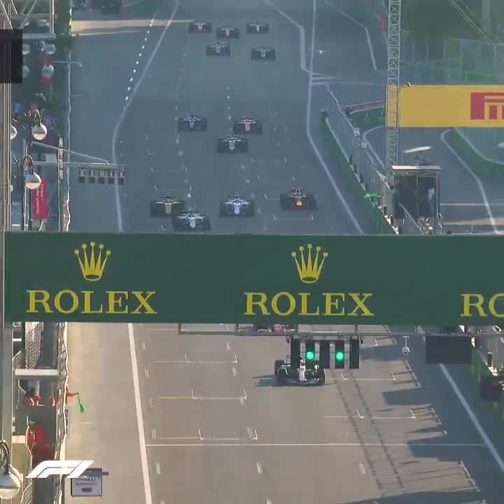 Ricciardo’s triple overtake on the way to victory at Baku 2017