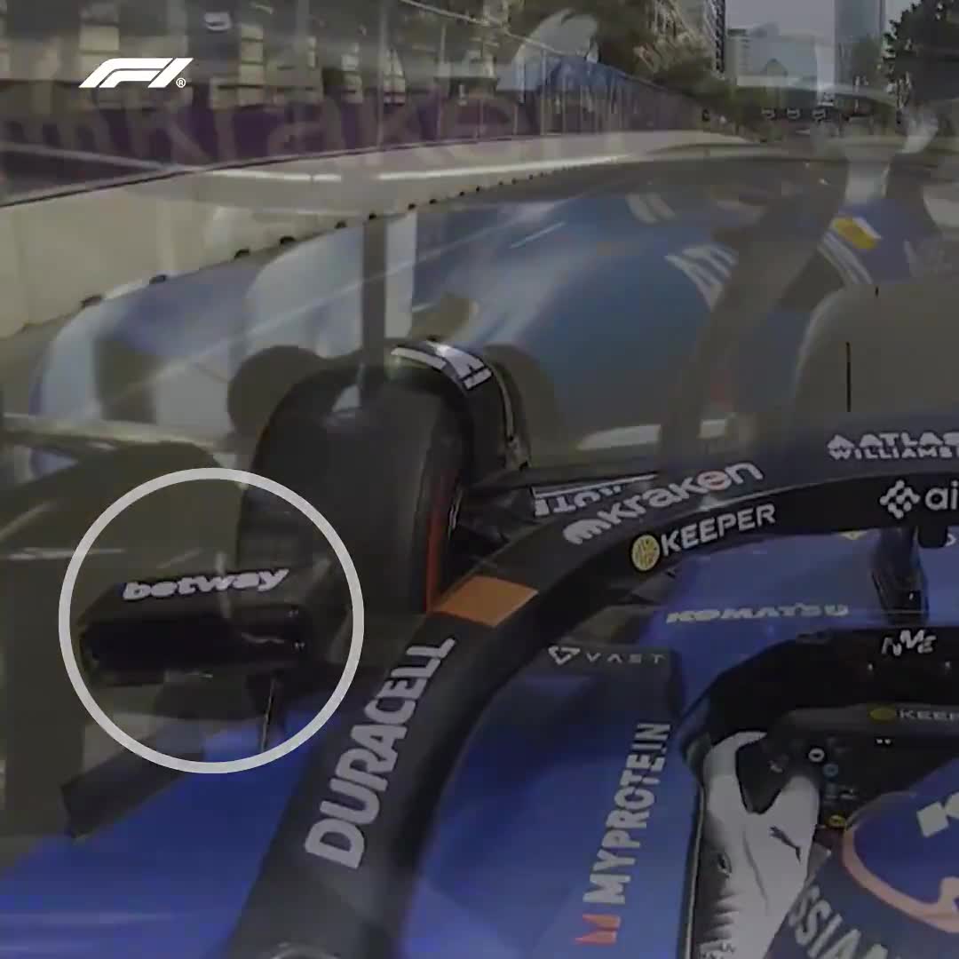 Alex Albon's mirror flies off during FP1 😯