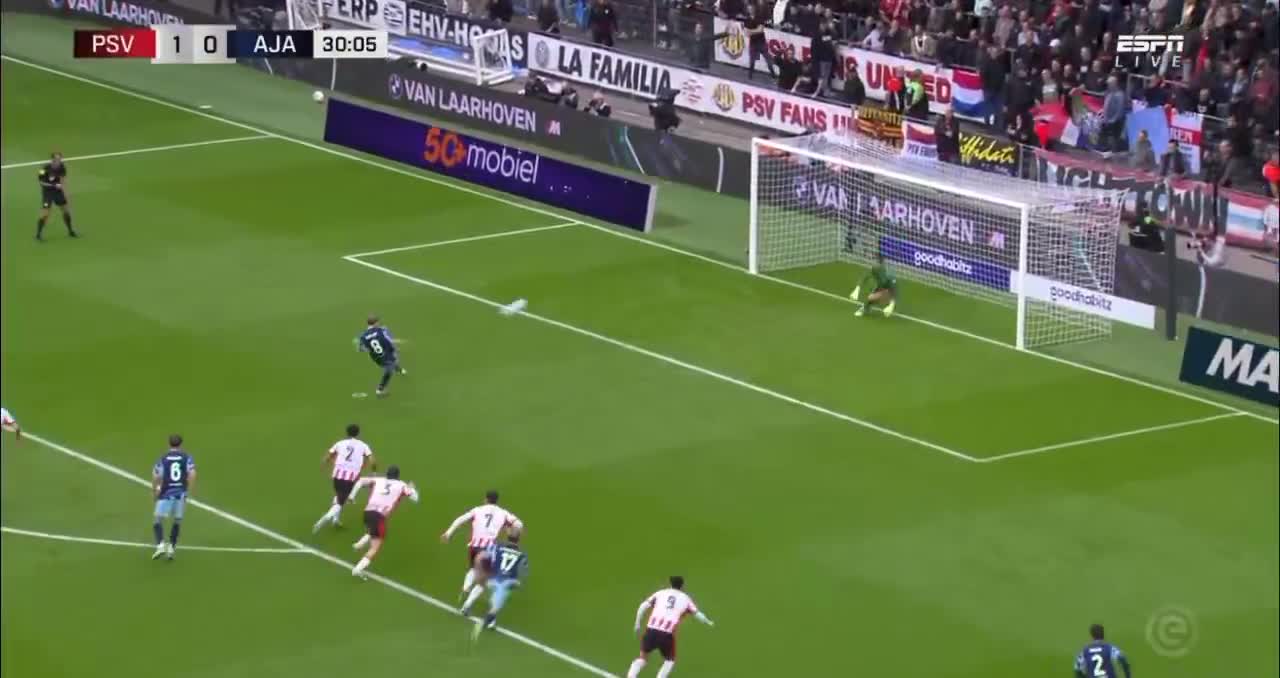 PSV 1 - [1] Ajax - Kenneth Taylor 30' (P)