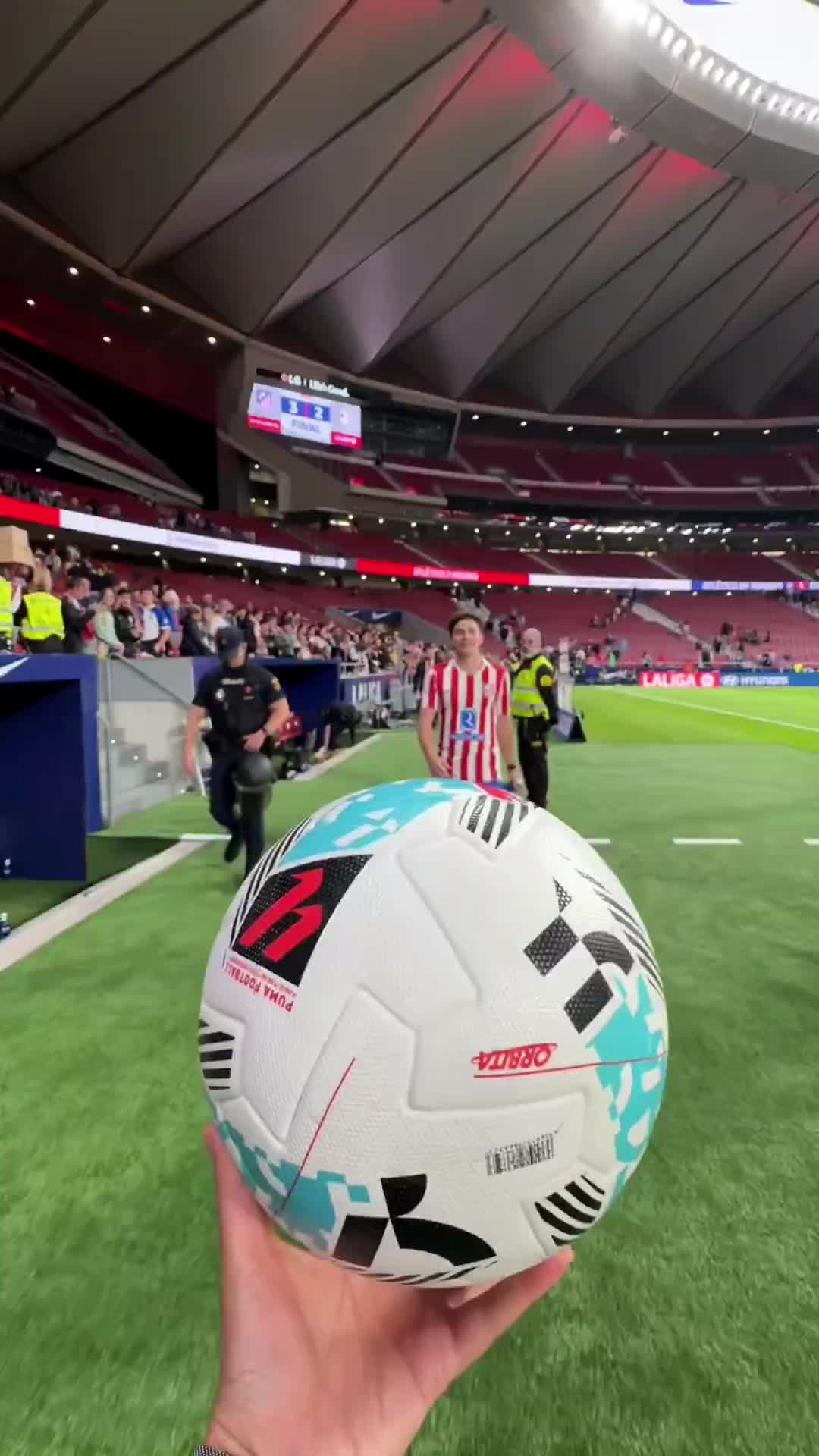 Julián Álvarez had five hat-tricks in his career, but he was missing one for Atlético de Madrid... not anymore. Decisive, the Argentine, for the 3-2 win over Rayo.
