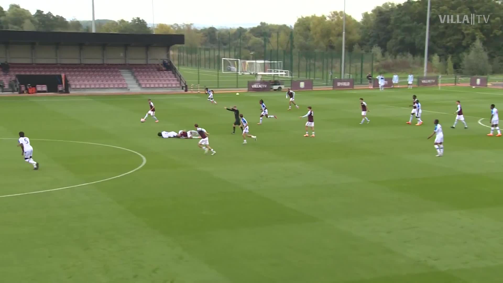 Aston Villa U18 player Fletcher Boyd scored a great goal from midfield.