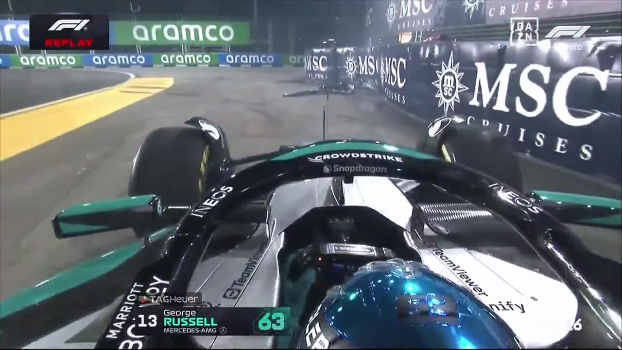 George Russell hits the wall at Turn 16!