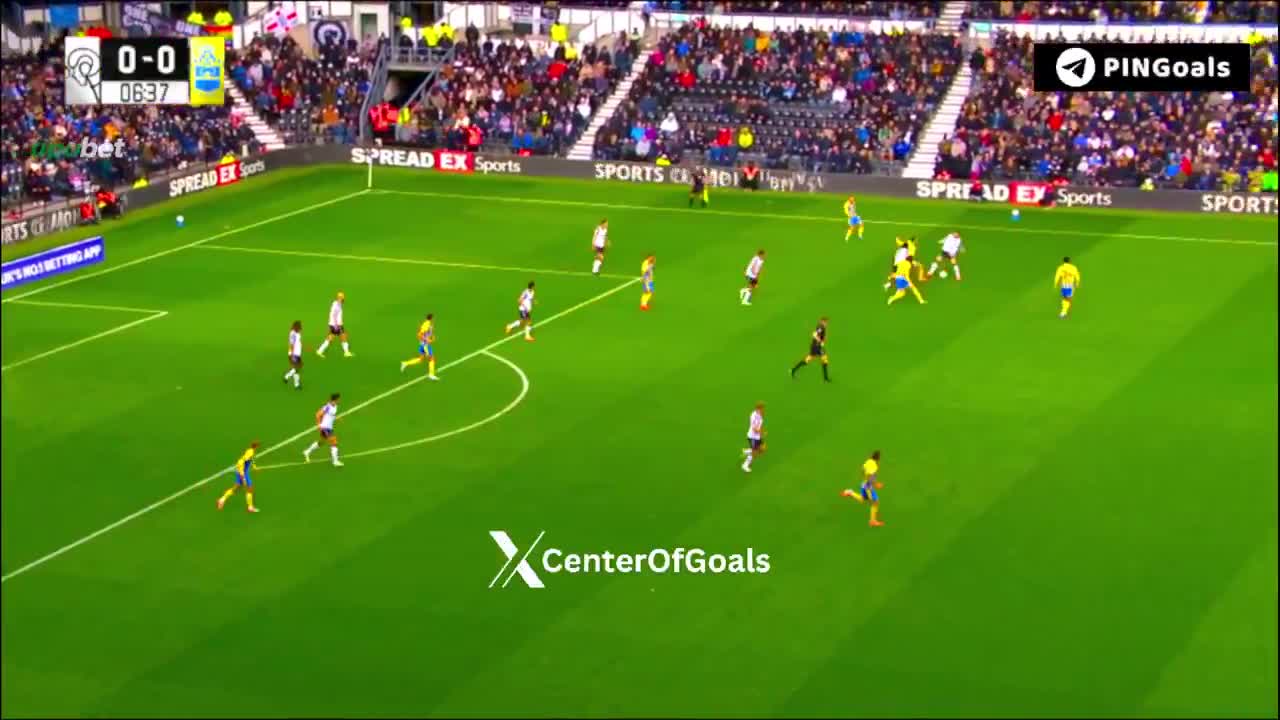 Watford 0 - 1 Oxford United - Max Alleyne (OG) 3'