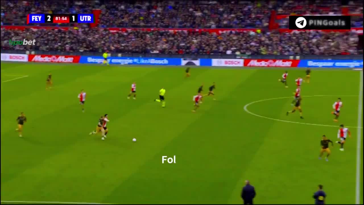 Feyenoord 2 - [2] Utrecht - Derry Murkin 83'