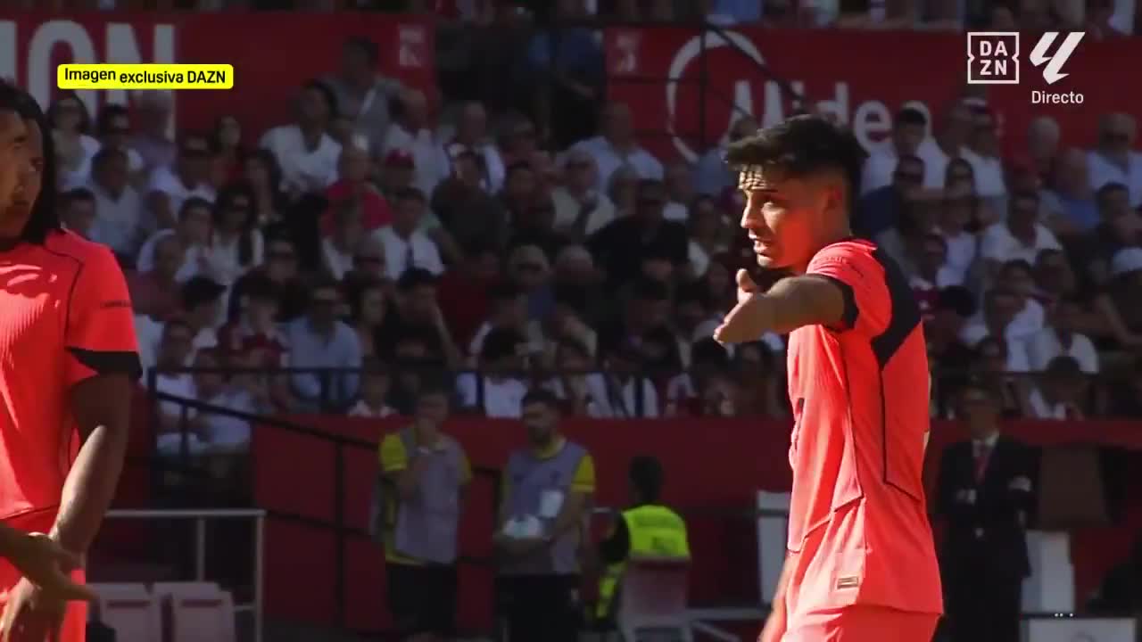An argument between Pedri and Ferran Torres on something during the match.