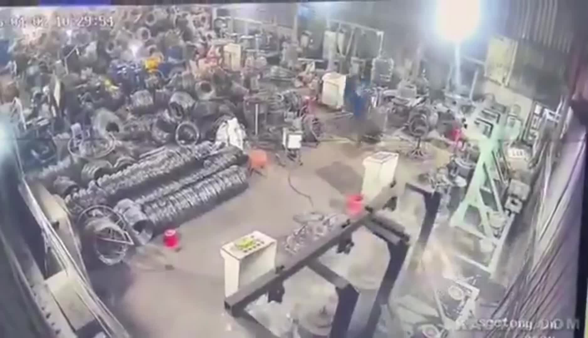 1007 (2)