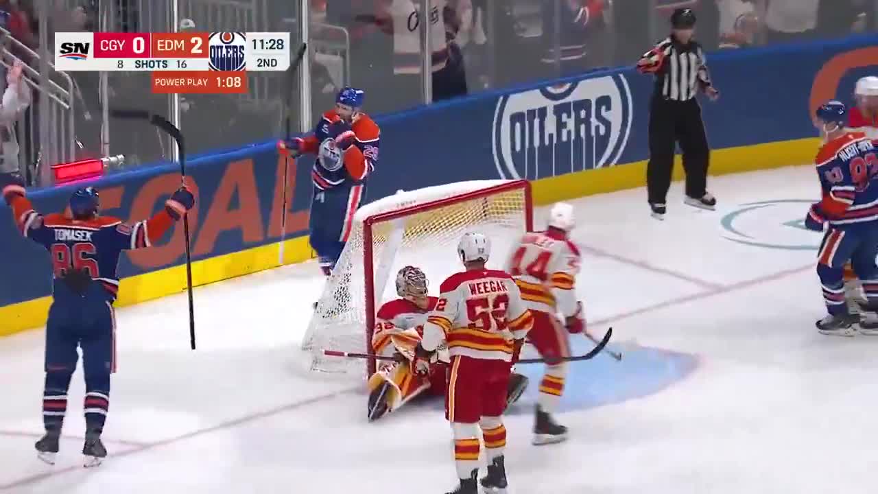 Puck movement continues to be ridiculous up in Edmonton